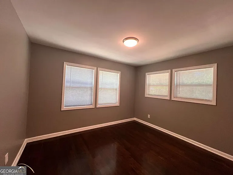 1947 Kenwood Pl SE — Photo 24