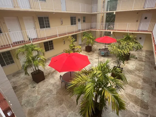 1208 Salzedo St, 1208 Salzedo St #152090f2b, Miami, FL 33134