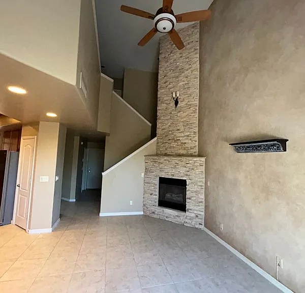 7303 N 14th St #11 — Photo 12