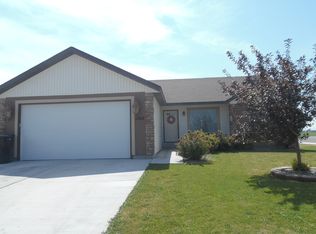 1065 Zion St, Burley, ID 83318