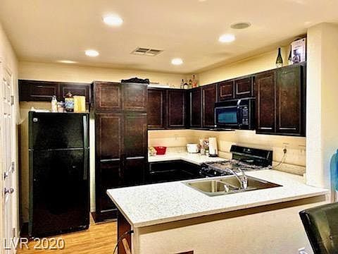 2nd image of 4820 Valmark Dr