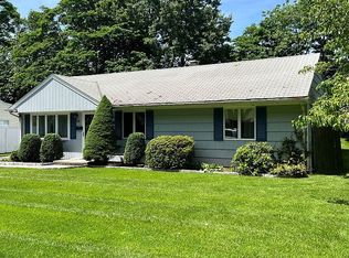 59 Daniel Dr, Bridgeport, CT 06606