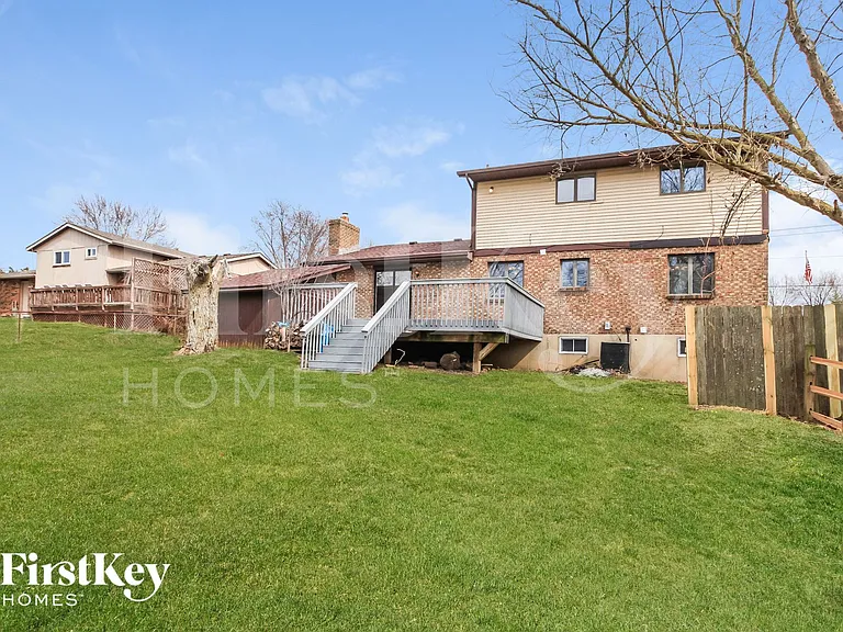 5873 Gilmore Dr — Photo 14