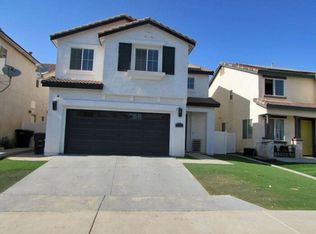 320 Camino De La Luna, Perris, CA 92571