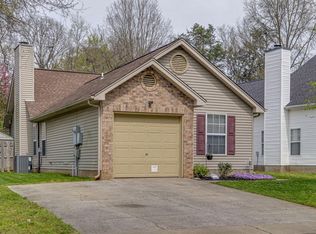 4002 Farmingham Woods Dr, Hermitage, TN 37076