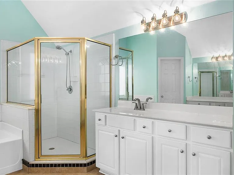 560 Kimball Crest Ct — Photo 24