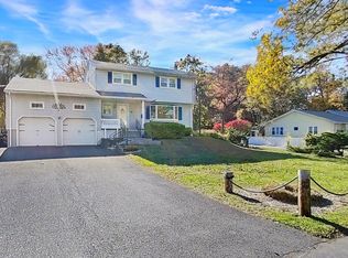 54 Mapledale Ave, Succasunna, NJ 07876