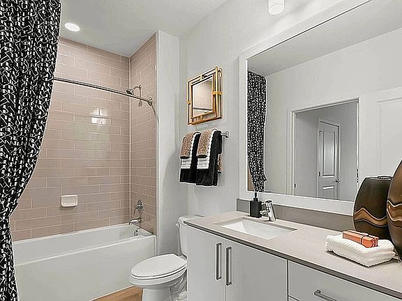 5th image of 1310 Ridgeview Cir