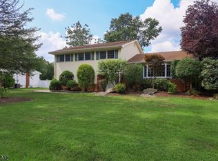 86 Rutgers Rd, Clark, NJ 07066