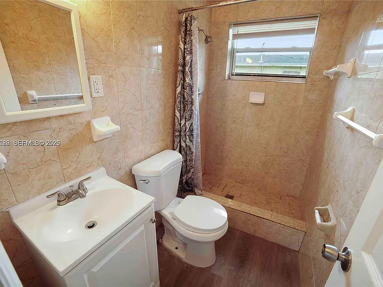 817 NW 12th Ave #1 — Photo 12
