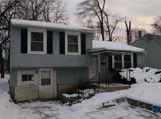 4255 Hunters Trail Dr, Toledo, OH 43607