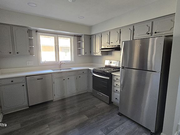 3rd image of 708 Medford Dr #710