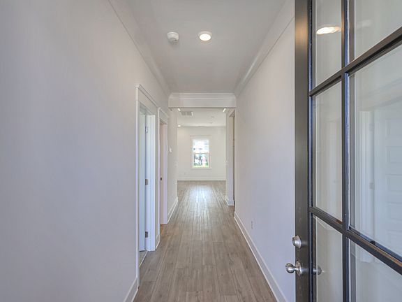 2nd image of 411 Duchess Blvd