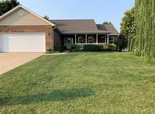 16 Adderly Ln, Millstadt, IL
