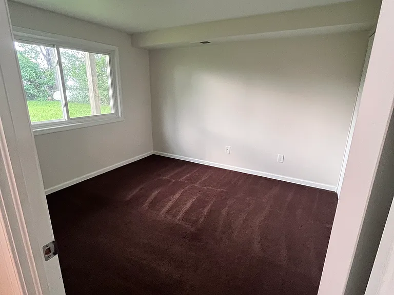 4208 Shore Dr #4 — Photo 6