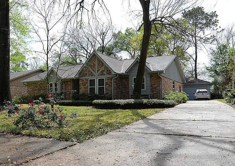 1st image of 6003 Darkwood Dr