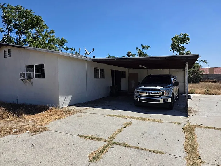 9217 Beech Ave #C — Photo 3