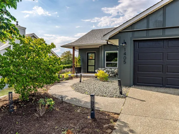 1405 Malahat Dr, Courtenay, BC V9N 8H3