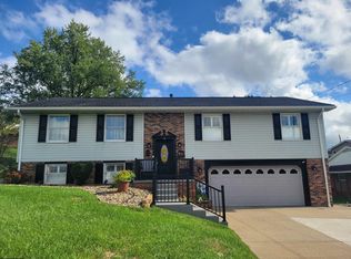 14 Wakefield St, Bridgeport, WV 26330