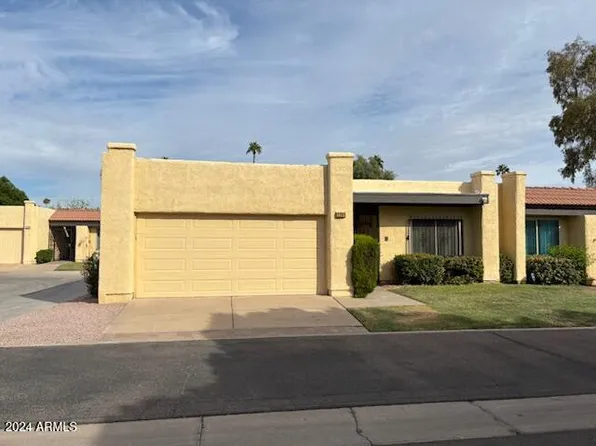 2204 W CLAREMONT Street, Phoenix, AZ 85015