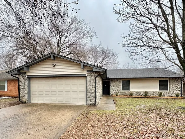 2704 S 27th St, Muskogee, OK 74401