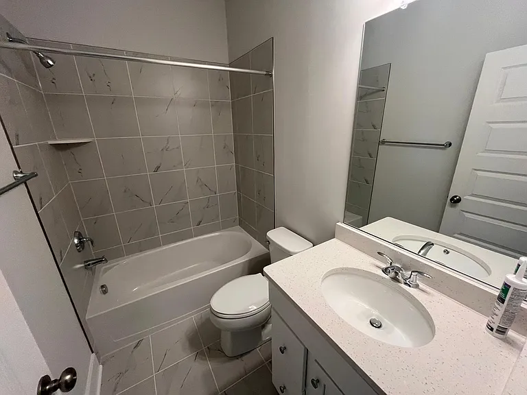 423 Burden Dr #1 — Photo 14