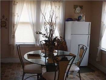 4th image of 3023 28th St