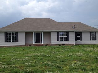 73 Monks Rd, Fayetteville, TN 37334