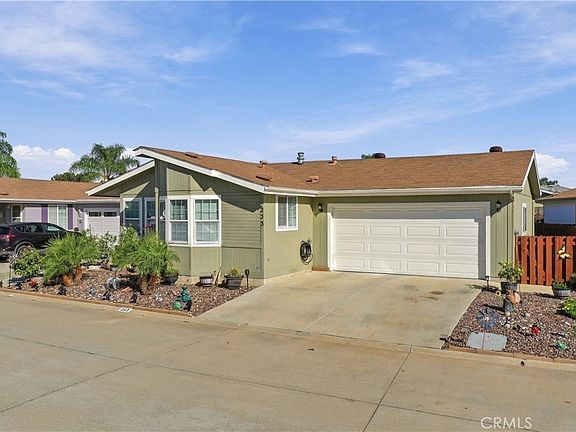 2nd image of 27250 Murrieta Rd Space 233
