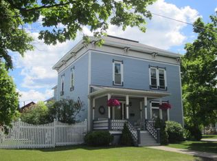 118 N Raymond St, Marinette, WI 54143