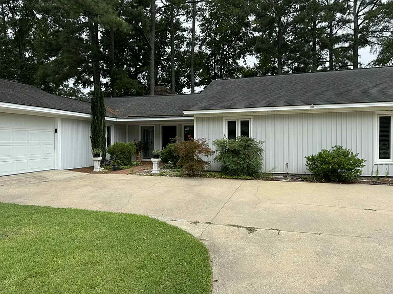 3812 Gloucester Rd — Photo 12