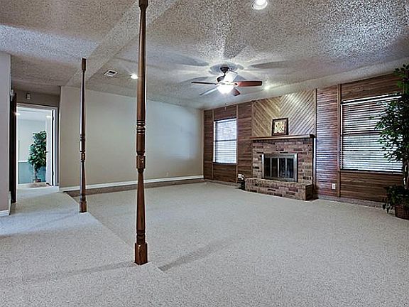 4th image of 5709 Cherrywood Ln
