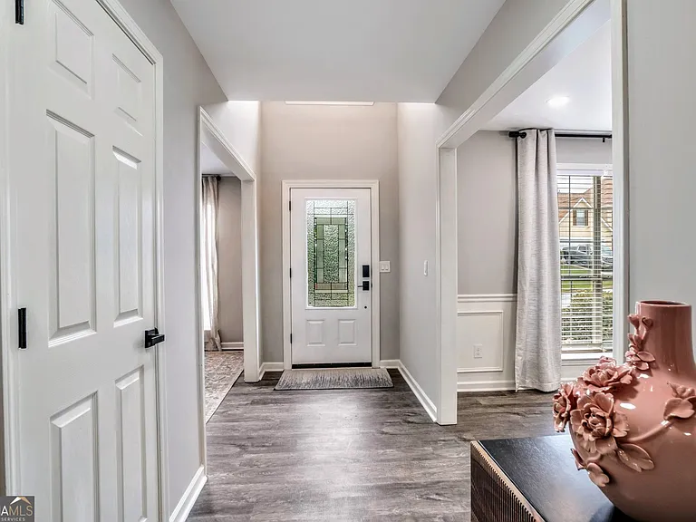 8008 Clearview Cir — Photo 5
