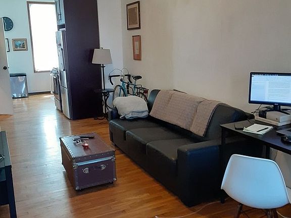 4th image of 144 Suydam St #2