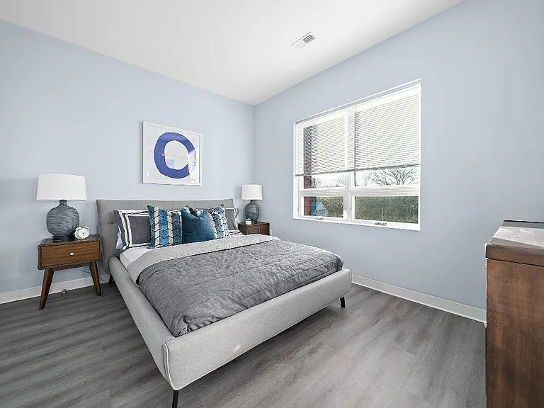1055 Main Street Apartments — Photo 13