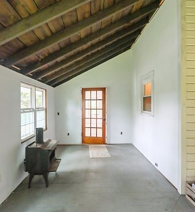 5th image of 20 Mt Crest Rd
