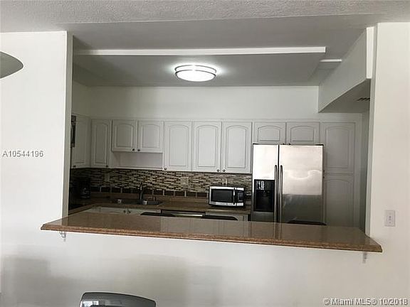 5th image of 19380 Collins Ave #A401
