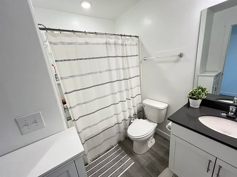 1061 E Waterway Ln — Photo 8