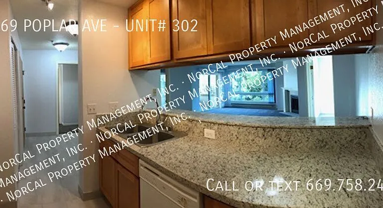1269 Poplar Ave #302 — Photo 5