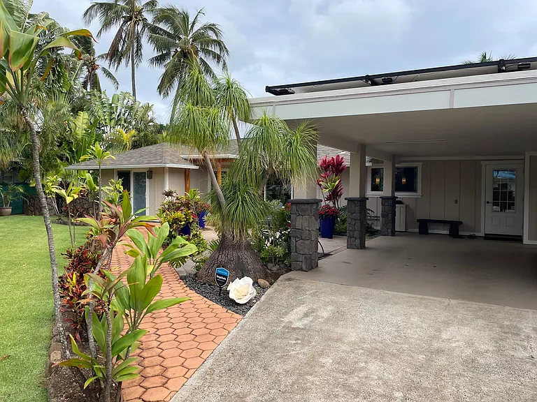 378 Auwinala Rd — Photo 1