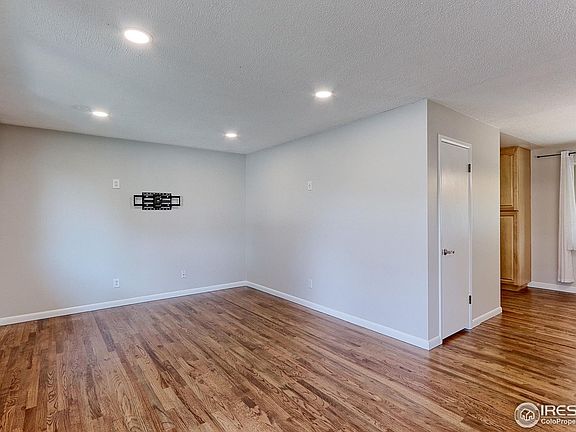 4th image of 3373 W Monmouth Ave