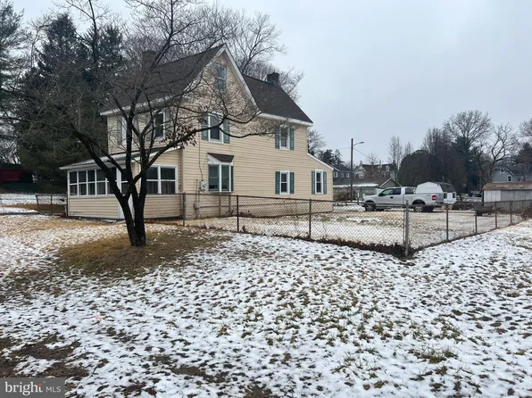 101 N 4th St, Odessa, DE 19730