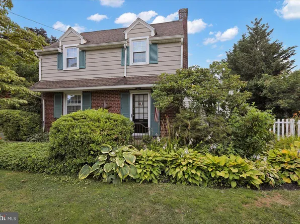 2114 Bernville Rd, Reading, PA 19601