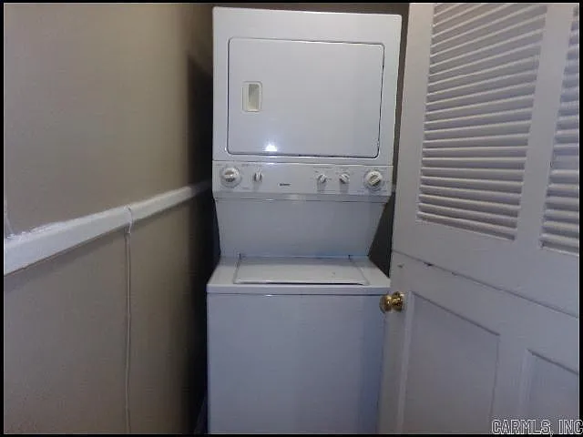 6601 Kavanaugh Pl — Photo 8