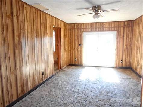 5th image of 912 Jarnigan Ave