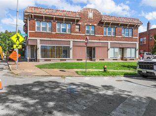 4524 Morganford Rd, Saint Louis, MO 63116