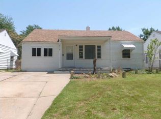 916 S Vassar Ave, Wichita, KS 67218