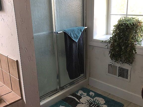 4th image of 246 Mountville Dr