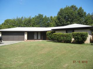 2419 Monterrey Dr, Brownwood, TX 76801