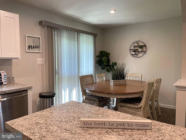 264 Sage Cir — Photo 9